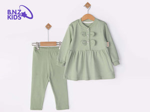Set Fetite compus din pantalon si fustita de culoare Verde-1