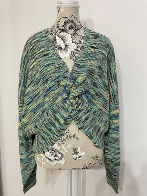 Pulover rasucit si cu decolteu in V-2