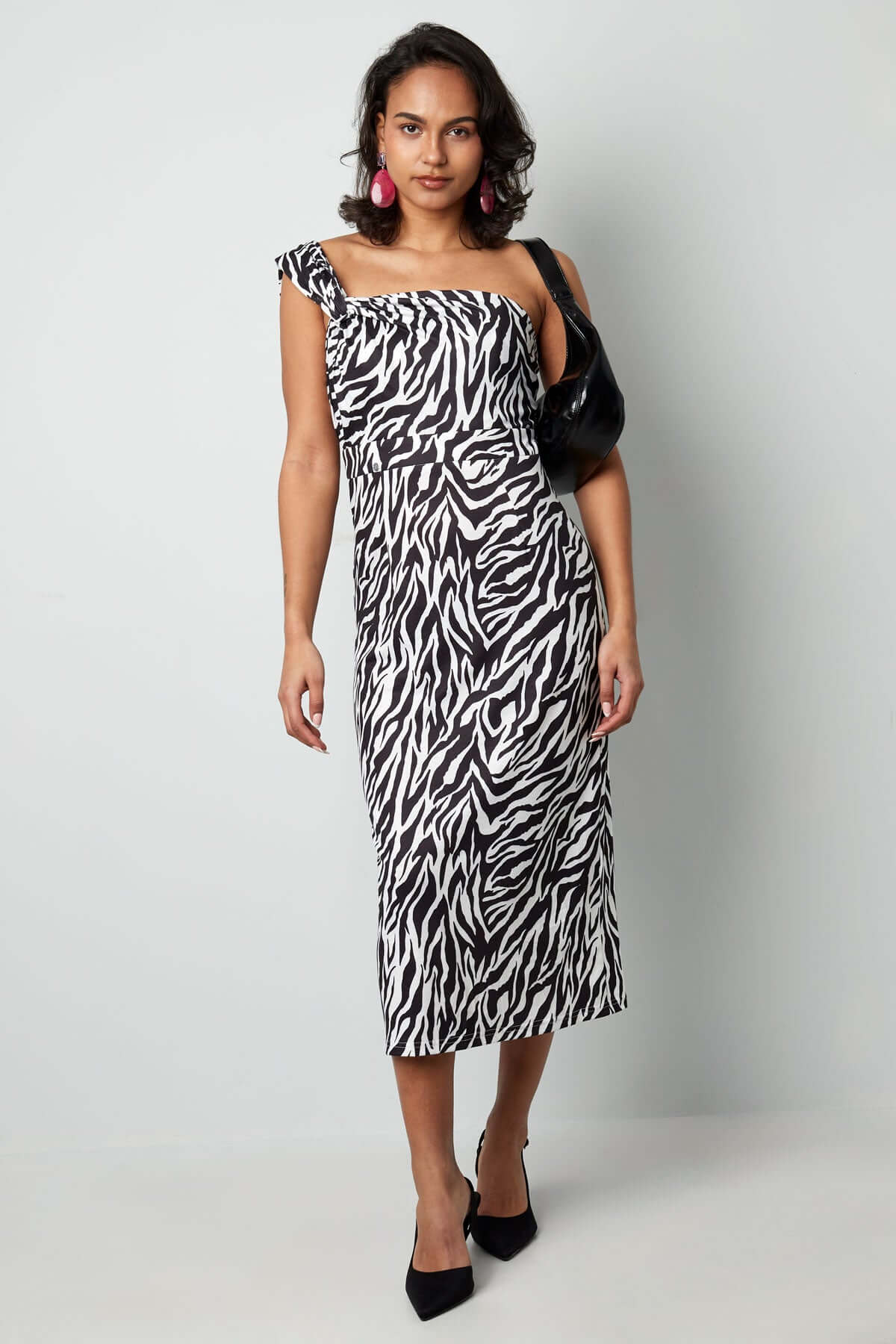 Rochie Model Zebra cu un umar - Verde, Roz, Azur, Negru-5