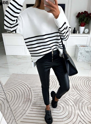 Pulover-Dama-in-Dungi-Alb-si-Negru-1