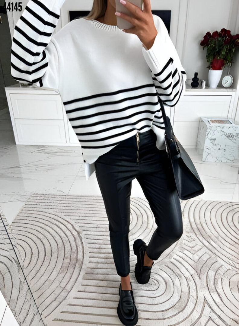 Pulover-Dama-in-Dungi-Alb-si-Negru-1