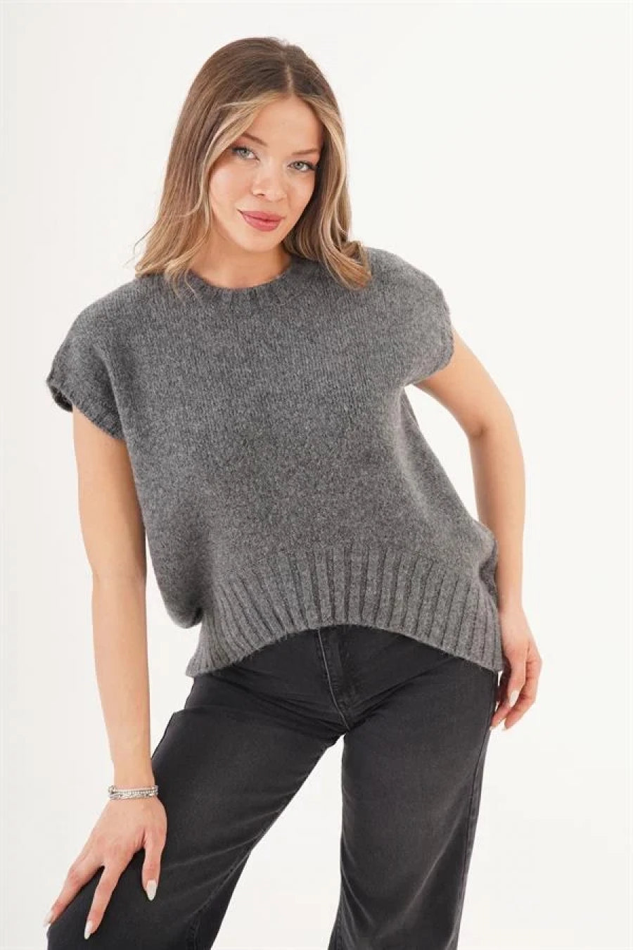 Puloverantracitcugulerrotund3