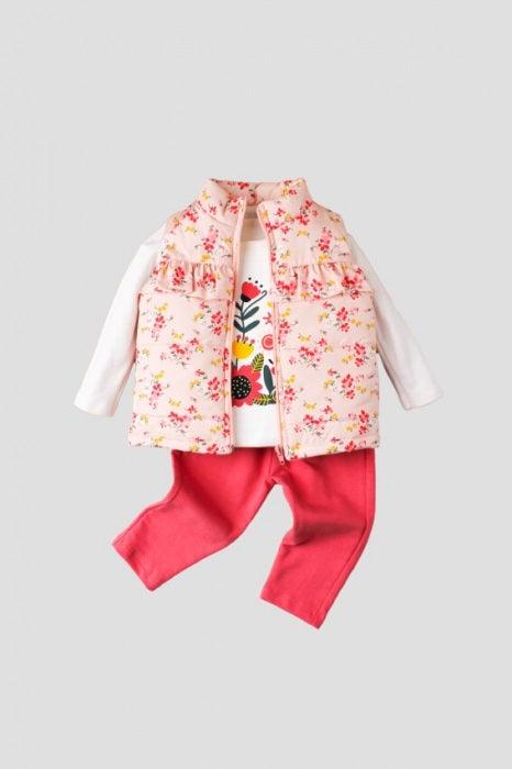 Set Fetite din 3 Piese (Pantalon, Bluza, Vesta)-1